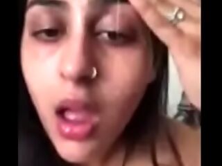 desi indian girl had a fine orgasam