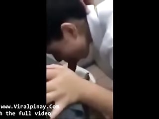 Filipina Highschool Girlfriend gives boyfriend blowjob during Recess in school